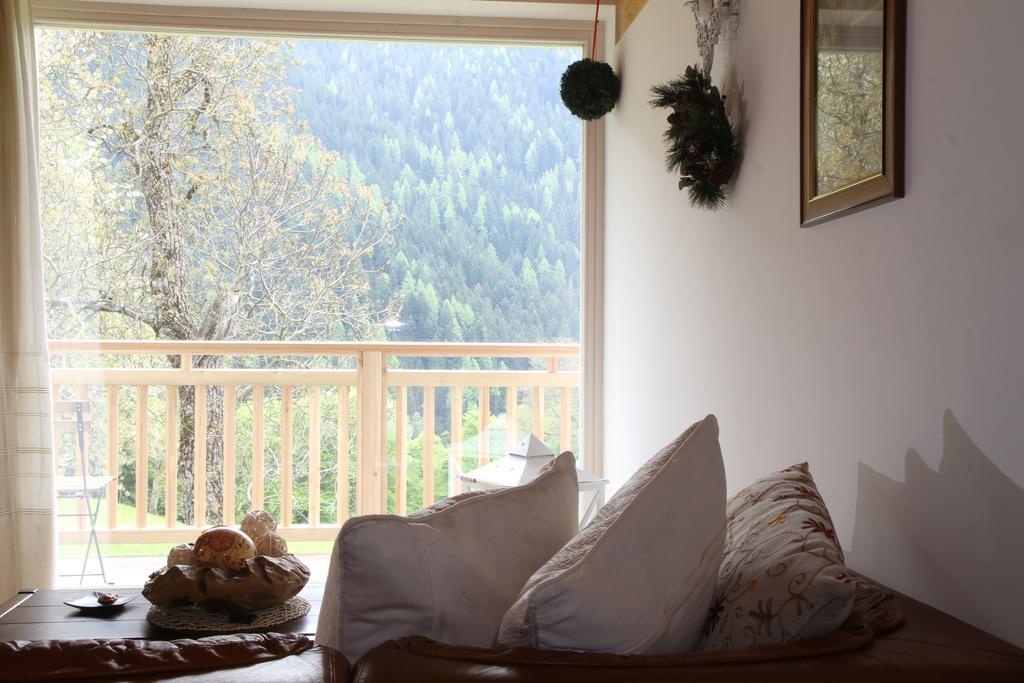 Вилла Dolomiti Di Brenta House 2 Мадонна-ди-Кампильо Экстерьер фото